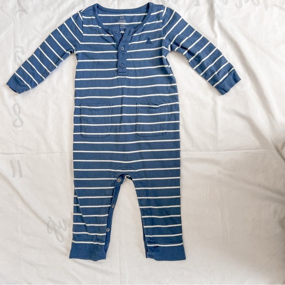 Baby Gap Blue and White Striped Kids Long Sleeve One Piece Size 12-18 Months - Picture 1 of 13